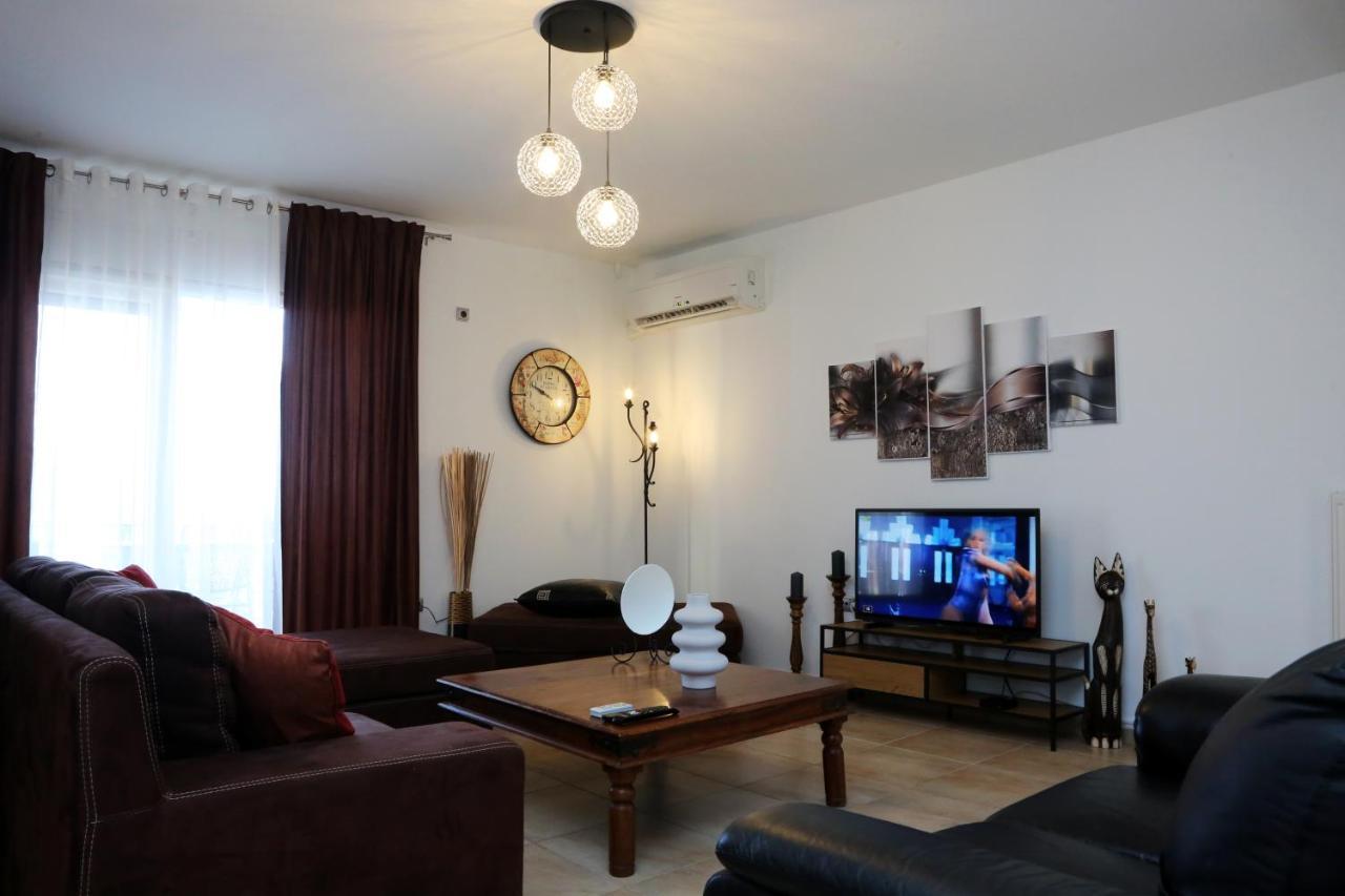 Appartement Nenas House à Nea Iraklitsa Extérieur photo