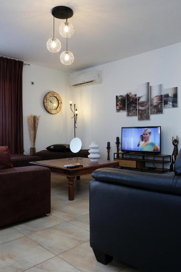 Appartement Nenas House à Nea Iraklitsa Extérieur photo